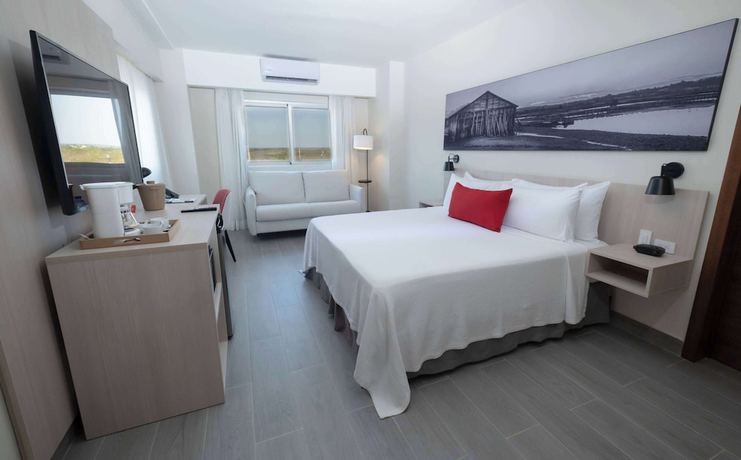 Imagen de la habitación del Hotel Super 8 By Wyndham Manzanillo. Foto 4