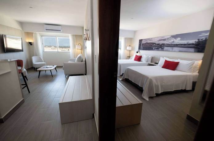 Imagen de la habitación del Hotel Super 8 By Wyndham Manzanillo. Foto 6