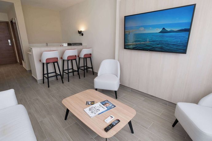 Imagen de la habitación del Hotel Super 8 By Wyndham Manzanillo. Foto 12