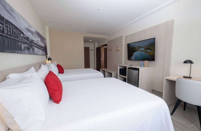 Imagen de la habitación del Hotel Super 8 By Wyndham Manzanillo. Foto 13