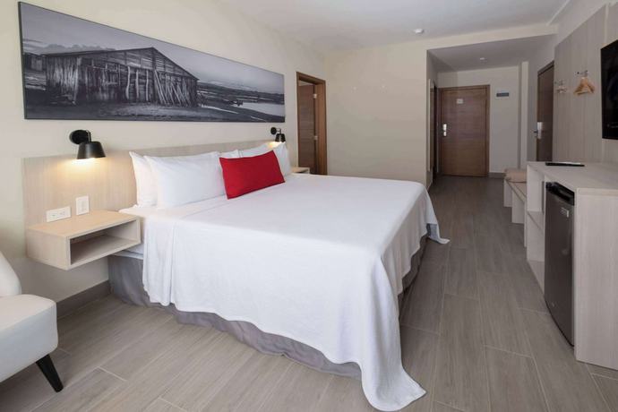 Imagen de la habitación del Hotel Super 8 By Wyndham Manzanillo. Foto 14