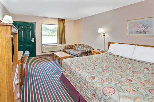Imagen de la habitación del Hotel Super 8 By Wyndham Marietta/West/Atl Area. Foto 6