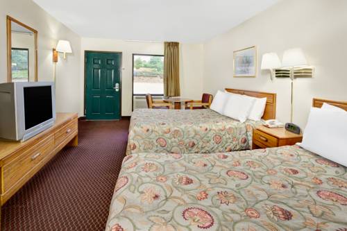 Imagen de la habitación del Hotel Super 8 By Wyndham Marietta/West/Atl Area. Foto 8