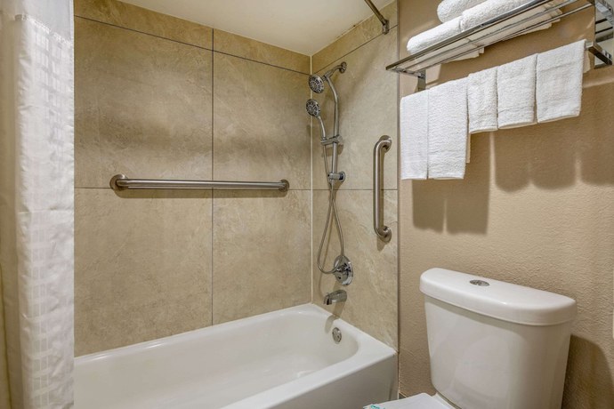 Imagen general del Hotel Super 8 By Wyndham Mcdonough Ga. Foto 1