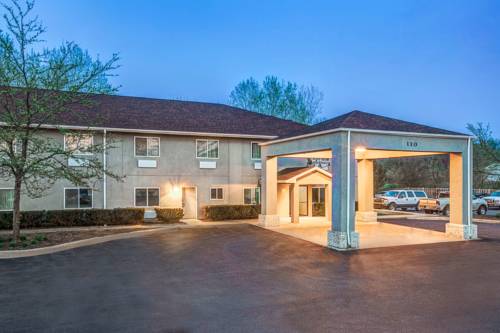 Imagen general del Hotel Super 8 By Wyndham Mchenry/fox Lake Area. Foto 1