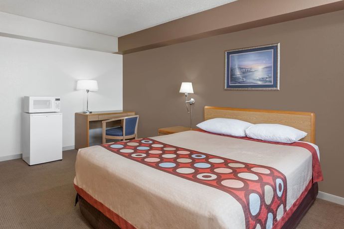 Imagen de la habitación del Hotel Super 8 By Wyndham Medicine Hat Ab. Foto 3