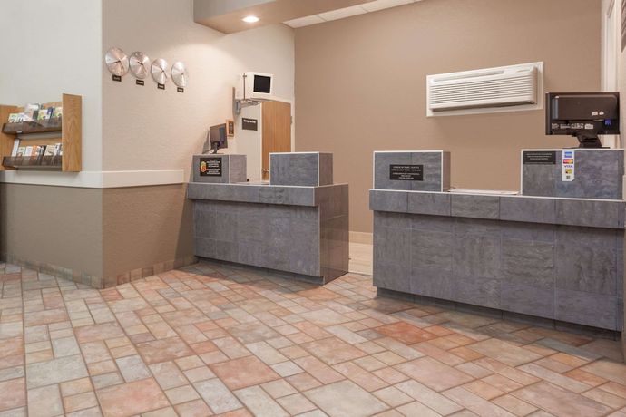 Imagen de los interiores del Hotel Super 8 By Wyndham Medicine Hat Ab. Foto 18