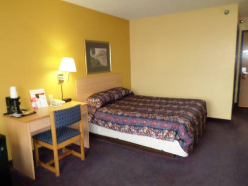 Imagen de la habitación del Hotel Super 8 By Wyndham Medina. Foto 13