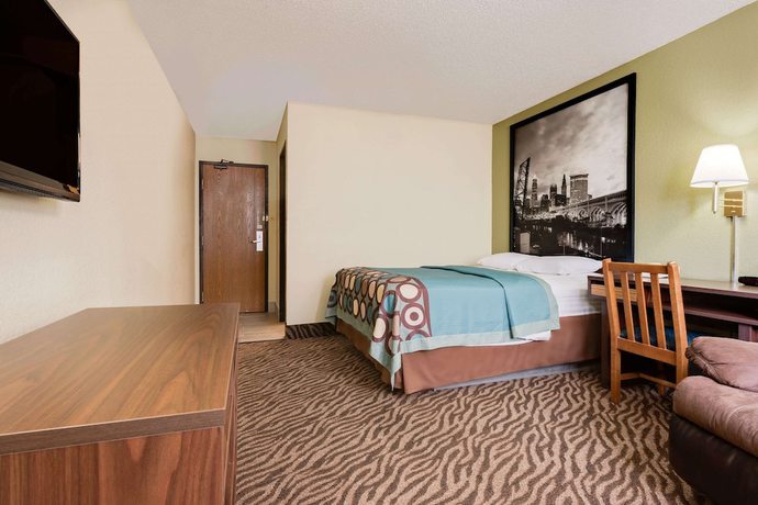 Imagen de la habitación del Hotel Super 8 By Wyndham Mentor/cleveland Area. Foto 5