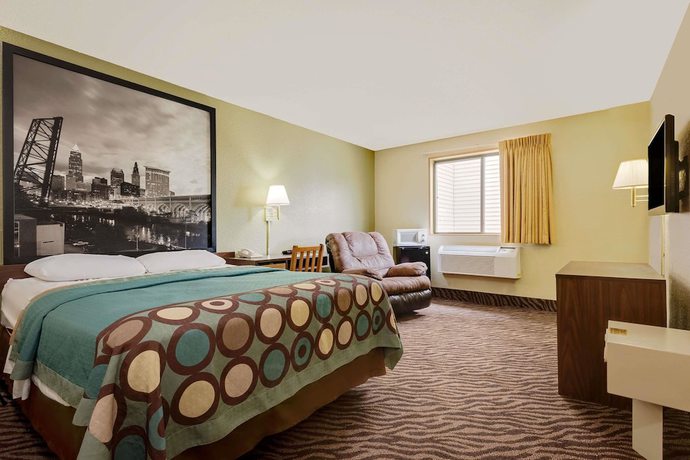 Imagen de la habitación del Hotel Super 8 By Wyndham Mentor/cleveland Area. Foto 13