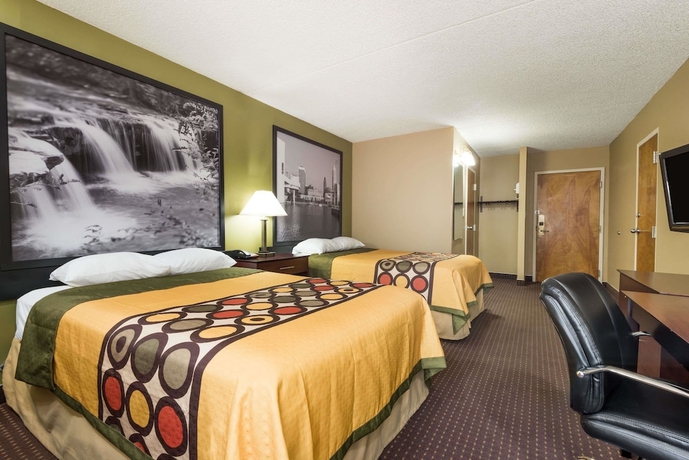 Imagen de la habitación del Hotel Super 8 By Wyndham Miamisburg Dayton S Area Oh. Foto 6