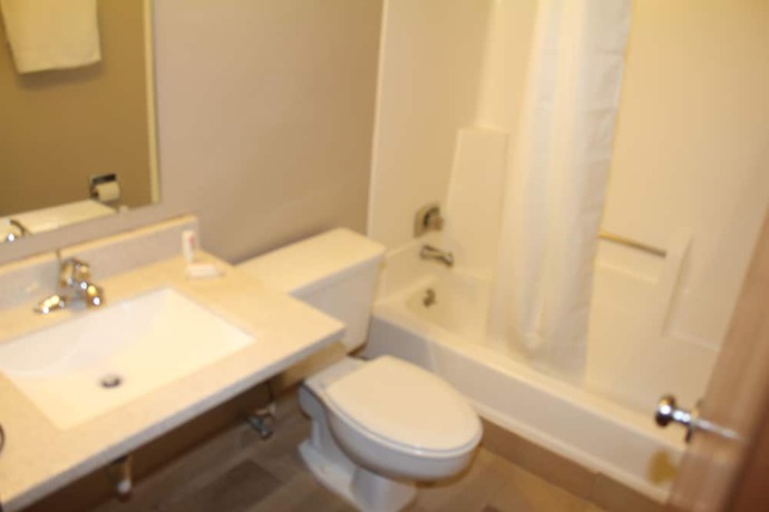 Imagen de la habitación del Hotel Super 8 By Wyndham Michigan City. Foto 9