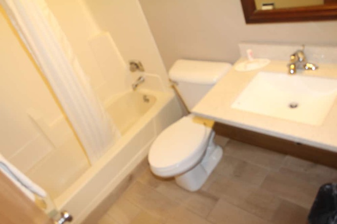 Imagen de la habitación del Hotel Super 8 By Wyndham Michigan City. Foto 14