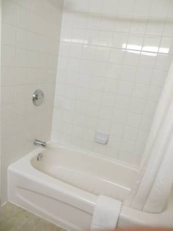 Imagen de la habitación del Hotel Super 8 By Wyndham Midland. Foto 9