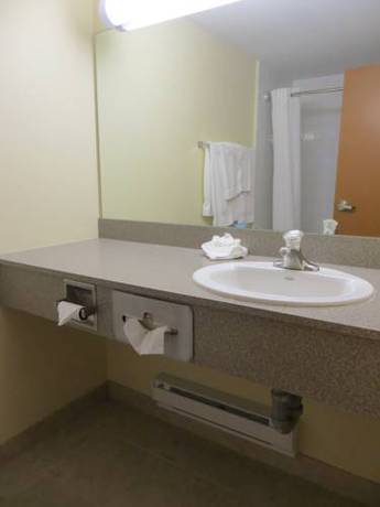 Imagen de la habitación del Hotel Super 8 By Wyndham Midland, Midland. Foto 7