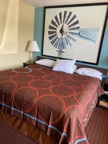 Imagen de la habitación del Hotel Super 8 By Wyndham Midwest City Ok. Foto 3