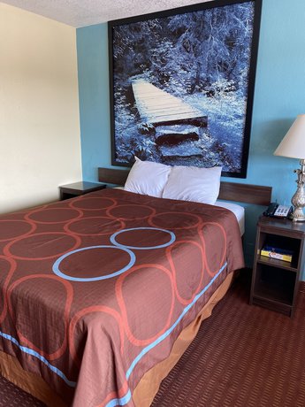 Imagen de la habitación del Hotel Super 8 By Wyndham Midwest City Ok. Foto 5