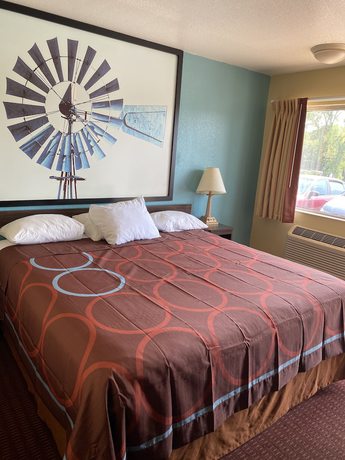 Imagen de la habitación del Hotel Super 8 By Wyndham Midwest City Ok. Foto 10