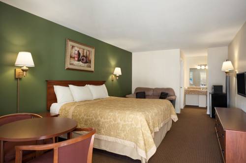 Imagen de la habitación del Hotel Super 8 By Wyndham Mifflinville Near Bloomsburg. Foto 4