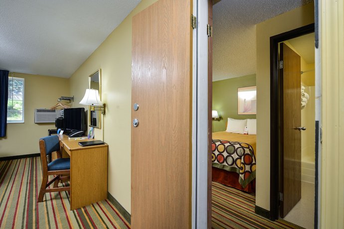 Imagen de la habitación del Hotel Super 8 By Wyndham Minot Airport, Minot. Foto 8