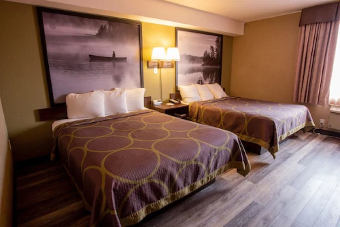 Imagen de la habitación del Hotel Super 8 By Wyndham Mississauga. Foto 11