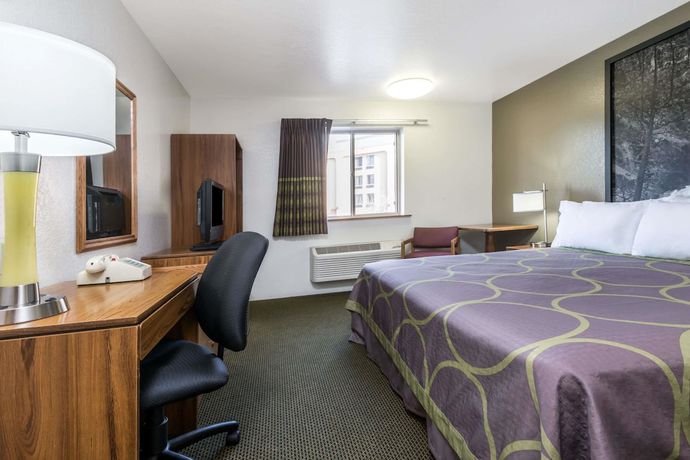 Imagen de la habitación del Hotel Super 8 By Wyndham Missoula/reserve St.. Foto 4