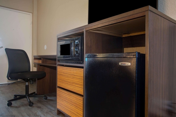 Imagen de la habitación del Hotel Super 8 By Wyndham Mobile I-65. Foto 4