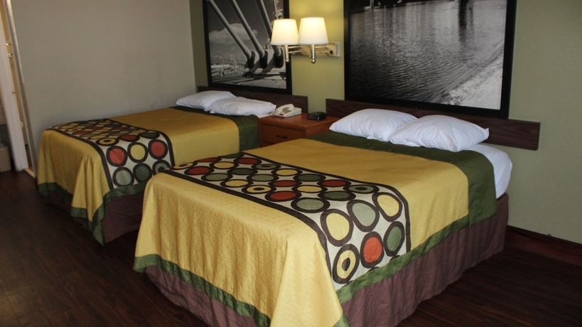 Imagen de la habitación del Hotel Super 8 By Wyndham Mobile/tillmans Corner. Foto 7