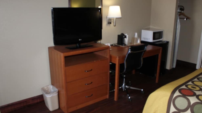 Imagen de la habitación del Hotel Super 8 By Wyndham Mobile/tillmans Corner. Foto 13