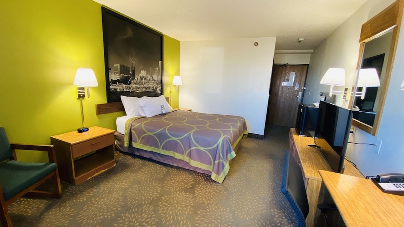Imagen de la habitación del Hotel Super 8 By Wyndham Mokena/frankfort /i-80. Foto 8