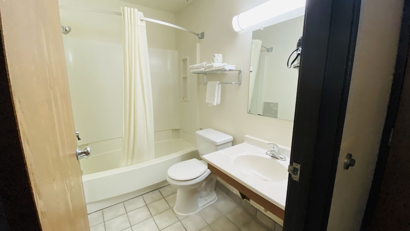 Imagen de la habitación del Hotel Super 8 By Wyndham Mokena/frankfort /i-80. Foto 12