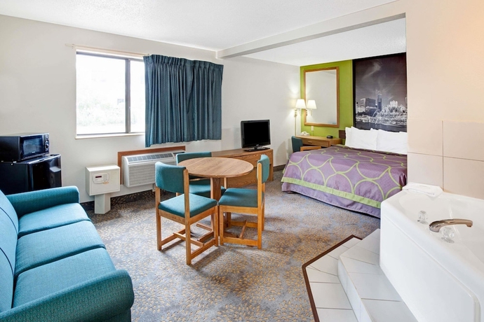 Imagen de la habitación del Hotel Super 8 By Wyndham Mokena/frankfort /i-80. Foto 15