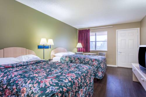 Imagen de la habitación del Hotel Super 8 By Wyndham Monticello. Foto 2