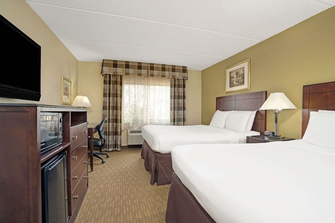 Imagen de la habitación del Hotel Super 8 By Wyndham Monticello, Monticello. Foto 3
