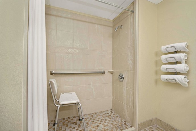 Imagen de la habitación del Hotel Super 8 By Wyndham Monticello, Monticello. Foto 7