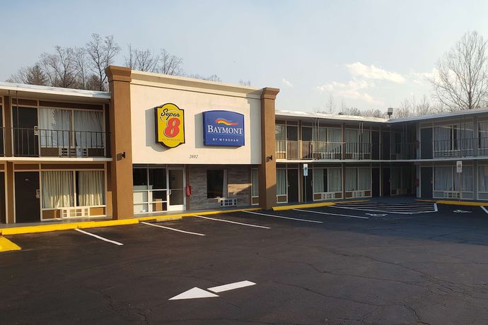 Imagen general del Hotel Super 8 By Wyndham Morganton. Foto 1