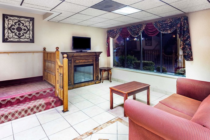 Imagen de los interiores del Hotel Super 8 By Wyndham Morristown/south. Foto 16