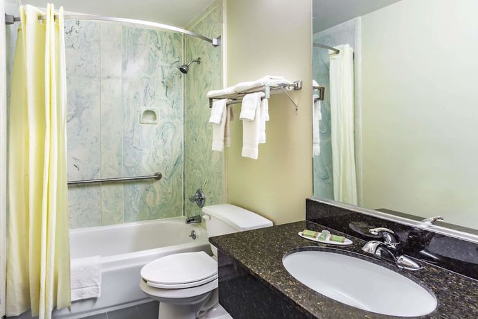 Imagen de la habitación del Hotel Super 8 By Wyndham Morristown/south. Foto 15