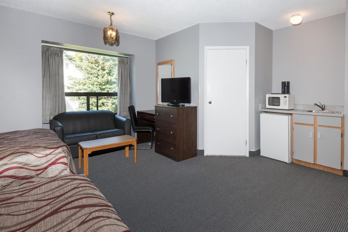 Imagen general del Hotel Super 8 By Wyndham Mt Hope Hamilton Intl Arpt On. Foto 2