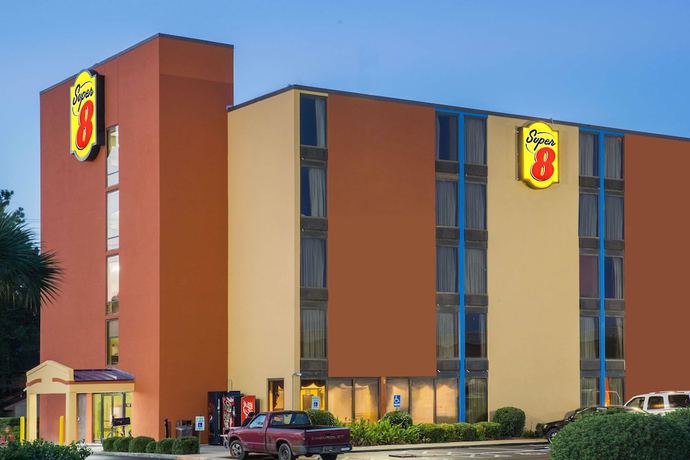 Imagen general del Hotel Super 8 By Wyndham Myrtle Beach/market Common Area. Foto 1