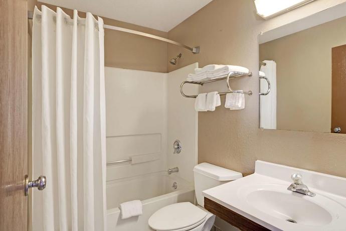 Imagen de la habitación del Hotel Super 8 By Wyndham Nashville/ Dntn/ Opryland Area. Foto 3