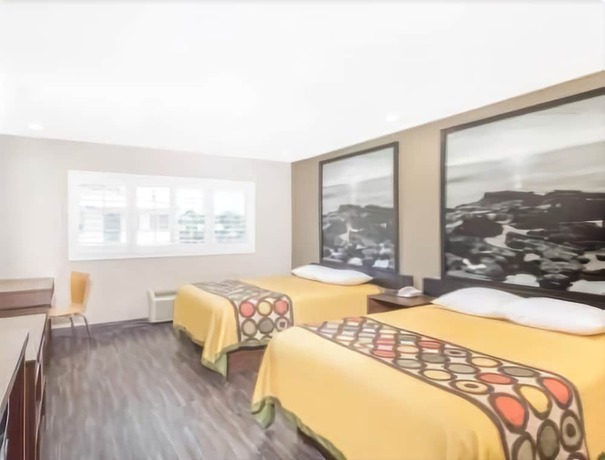 Imagen de la habitación del Hotel Super 8 By Wyndham National City Chula Vista. Foto 9