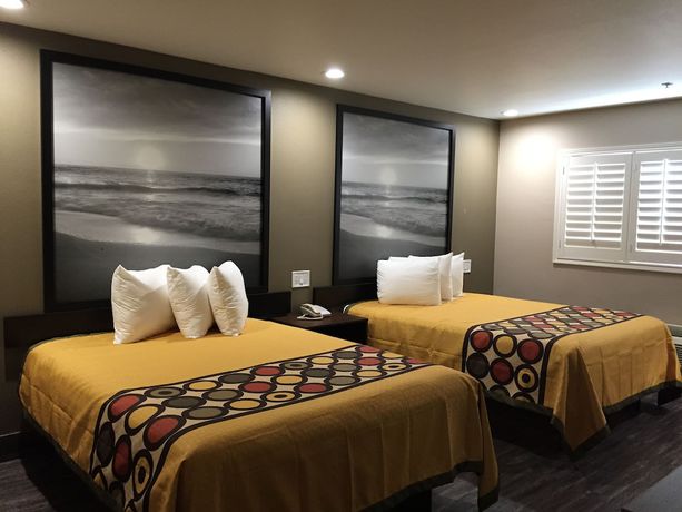 Imagen de la habitación del Hotel Super 8 By Wyndham National City Chula Vista. Foto 16