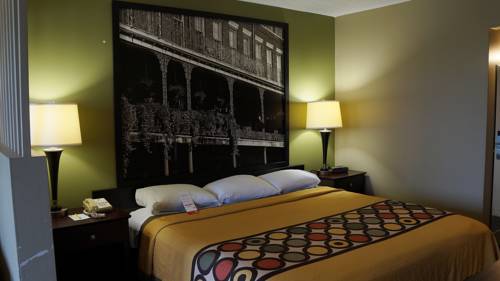 Imagen de la habitación del Hotel Super 8 By Wyndham New Iberia. Foto 10