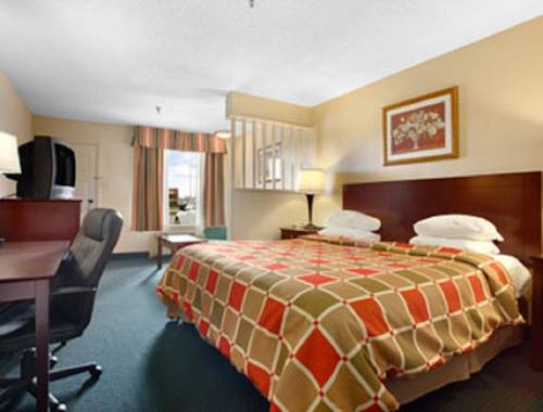 Imagen de la habitación del Hotel Super 8 By Wyndham New Iberia. Foto 12