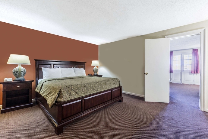 Imagen de la habitación del Hotel Super 8 By Wyndham New Orleans. Foto 12