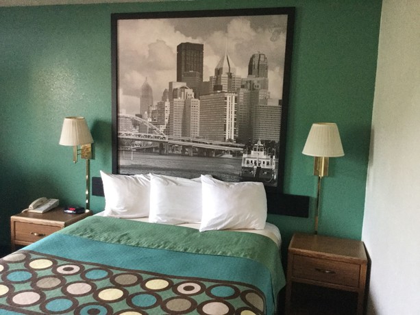 Imagen de la habitación del Hotel Super 8 By Wyndham New Stanton. Foto 11