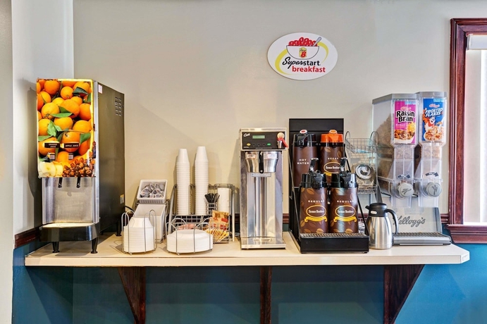Imagen de los interiores del Hotel Super 8 By Wyndham Newark De. Foto 15