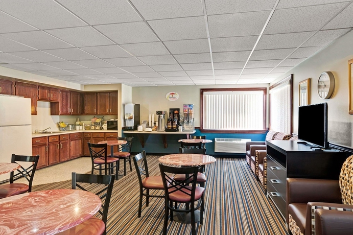 Imagen de los interiores del Hotel Super 8 By Wyndham Newark De. Foto 16