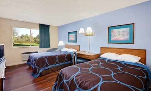 Imagen de la habitación del Hotel Super 8 By Wyndham Newburgh/west Point Near Stewart Airport. Foto 2